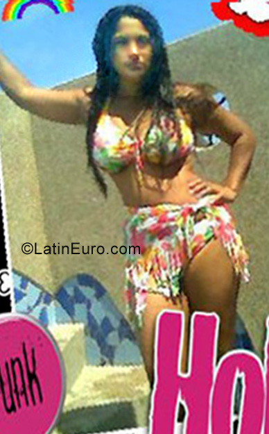 Date this voluptuous Ecuador girl Yenny from Guayaquil EC81