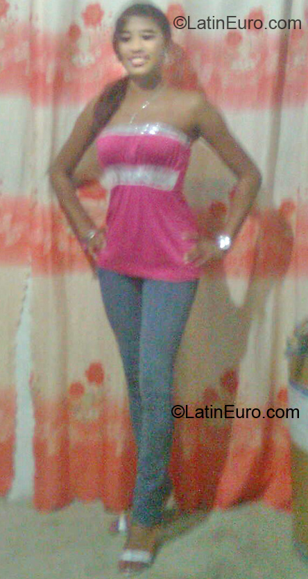 Date this stunning Ecuador girl Evelyn Katherine from Guayaquil EC86