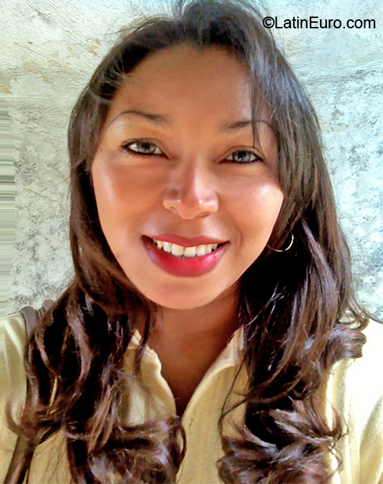 Date this foxy Costa Rica girl Jessie from San Jose CR51