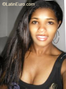 Date this athletic Brazil girl Renata from Sao Paulo BR4995