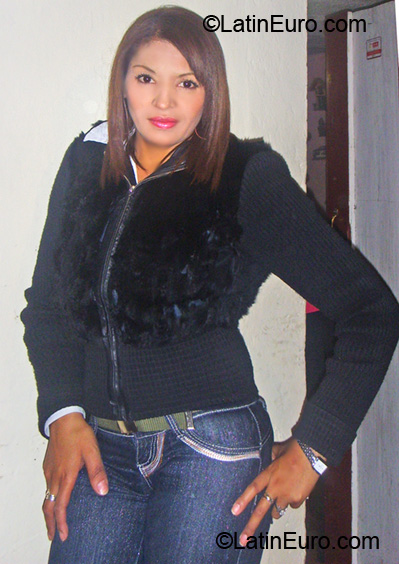 Date this tall Colombia girl Adriana from Bogota CO6673