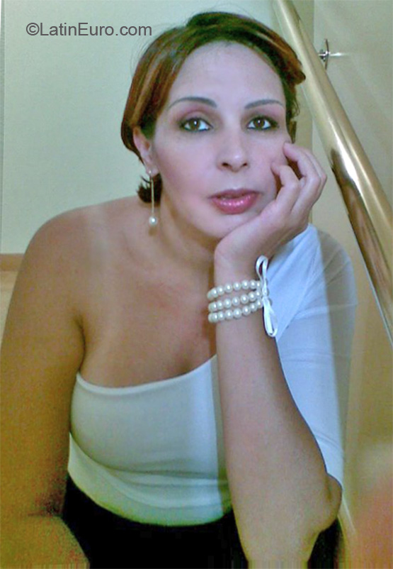 Date this pretty Brazil girl Eni from Cascavel BR4994