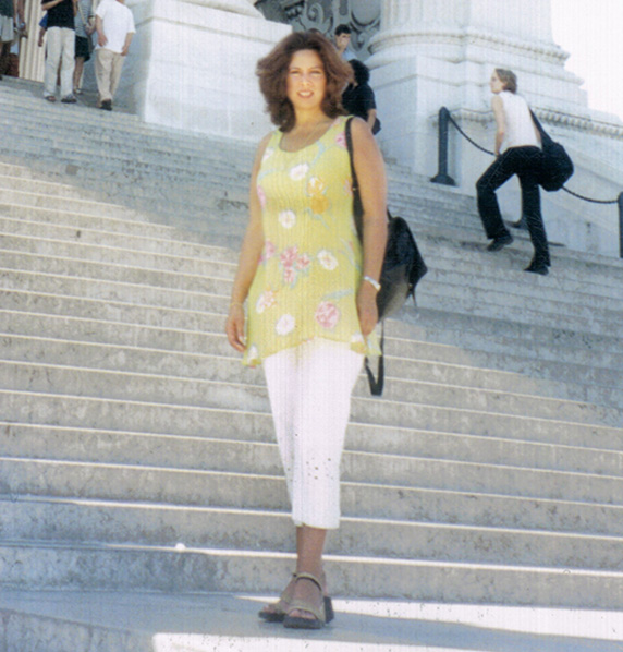 Date this good-looking Peru girl Guiselle from Chiclayo PE463