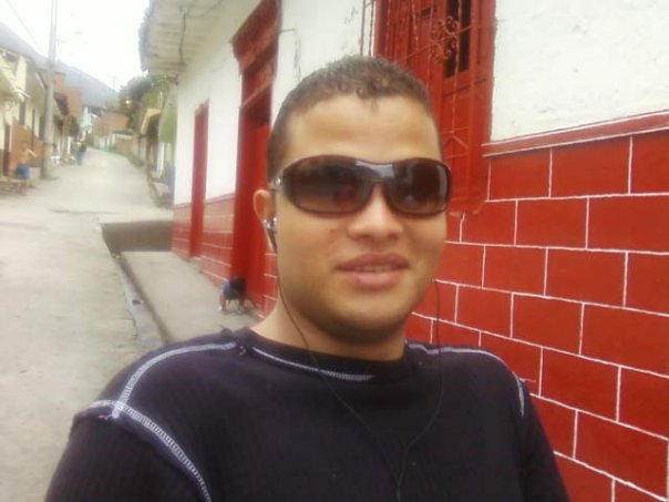 Date this hot Colombia man Carlos from Medellin CO6689