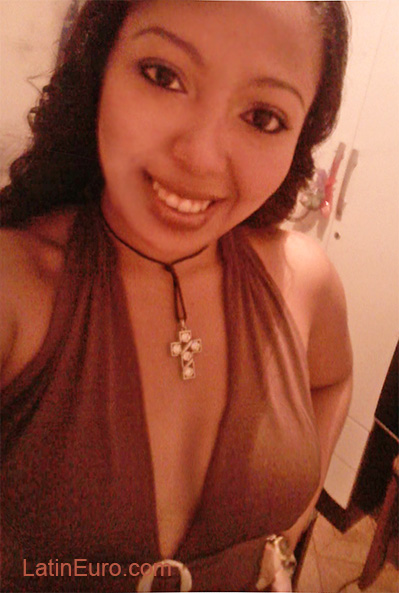 Date this stunning Brazil girl Paola from Belem BR6330