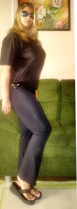 Date this attractive Brazil girl Mariana from Rio De Janeiro BR5137