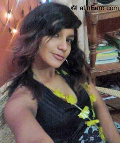Date this stunning Peru girl Sandy from Piura PE484
