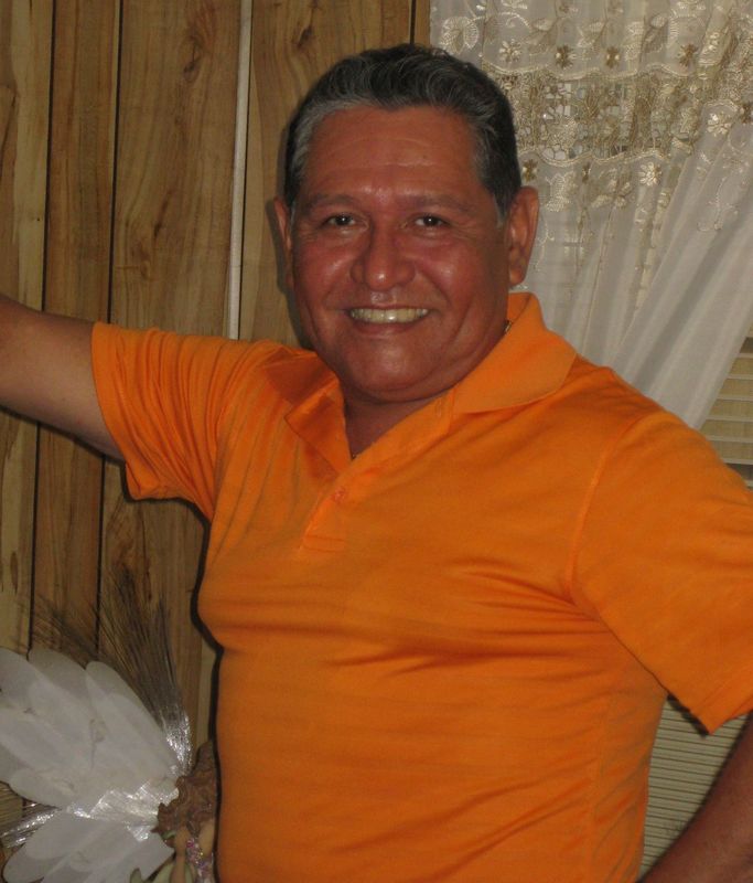 Date this voluptuous United States man Luis from Houston HN315