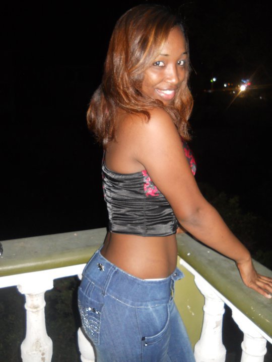 Date this foxy Dominican Republic girl Marian from San Pedro De Macoris DO7981