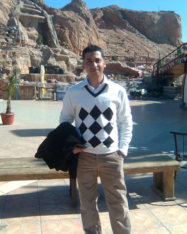 Date this cute Egypt man Atouf11 from Cairo EG26