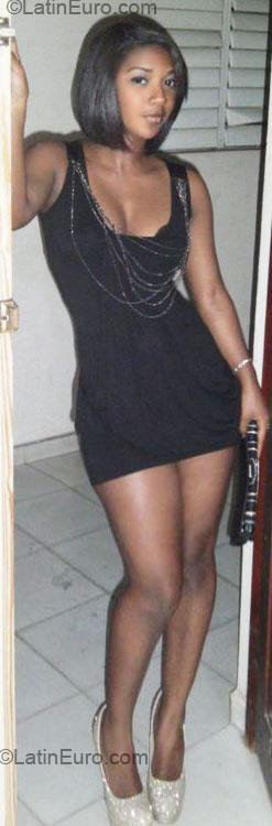 Date this good-looking Dominican Republic girl Cole047 from Santiago DO8049