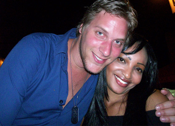 Date this hot Brazil girl Thanks LatinEuro !!!! from Thanks LatinEuro !!!! BR5909