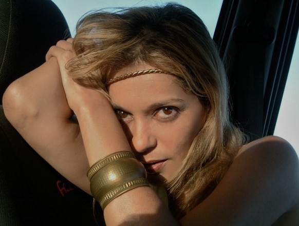 Date this delightful Brazil girl Kelly from Rio De Janeiro BR5948