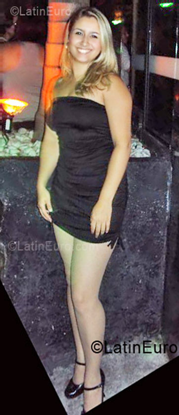 Date this young Brazil girl Thais from Sao Paulo BR6004