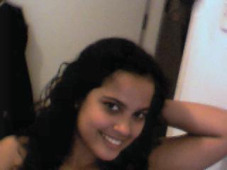 Date this foxy Brazil girl Anna from Recife BR7309