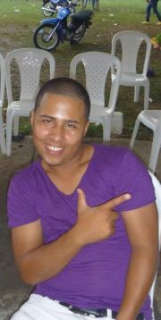 Date this athletic Colombia man Andres from Cali CO8023