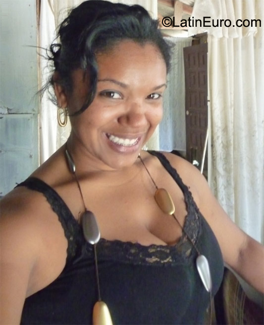 Date this tall Dominican Republic girl Ibonet from Bonao DM29