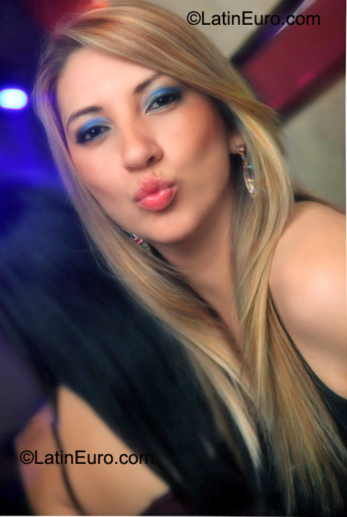 Date this funny Brazil girl Carol from Itu BR6103