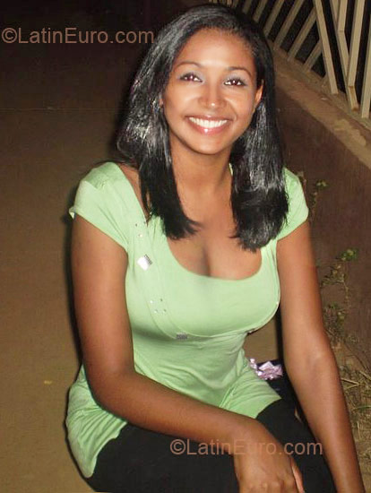 Date this gorgeous Brazil girl Cristiane from Sao Paulo BR6108