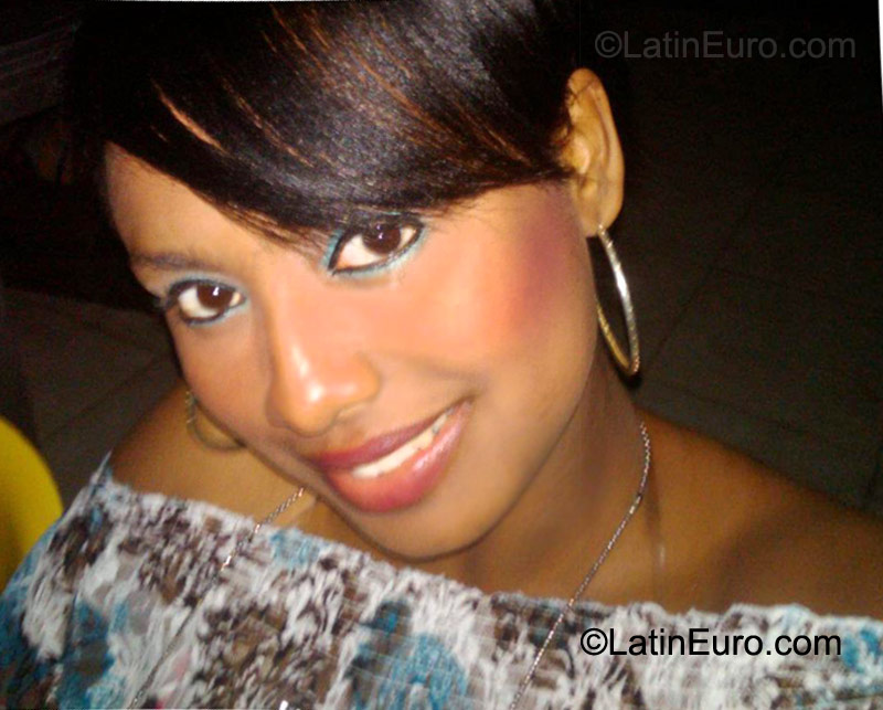 Date this tall Dominican Republic girl Keili from Santo Domingo DO9652