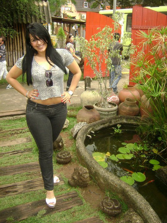 Date this happy Brazil girl Larissa from Rio De Janeiro BR6159