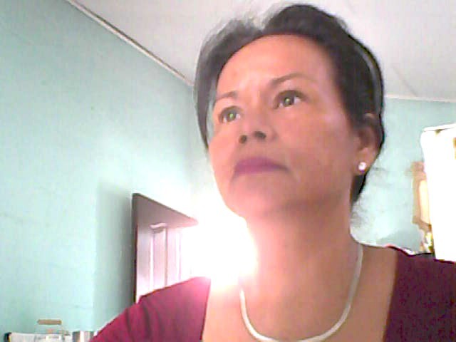 Date this delightful Honduras girl Meyzavla from San Pedro HN488