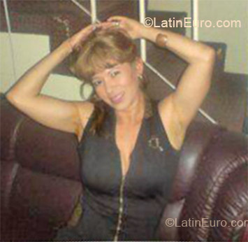 Date this gorgeous Colombia girl Sonia from Bogota CO8855