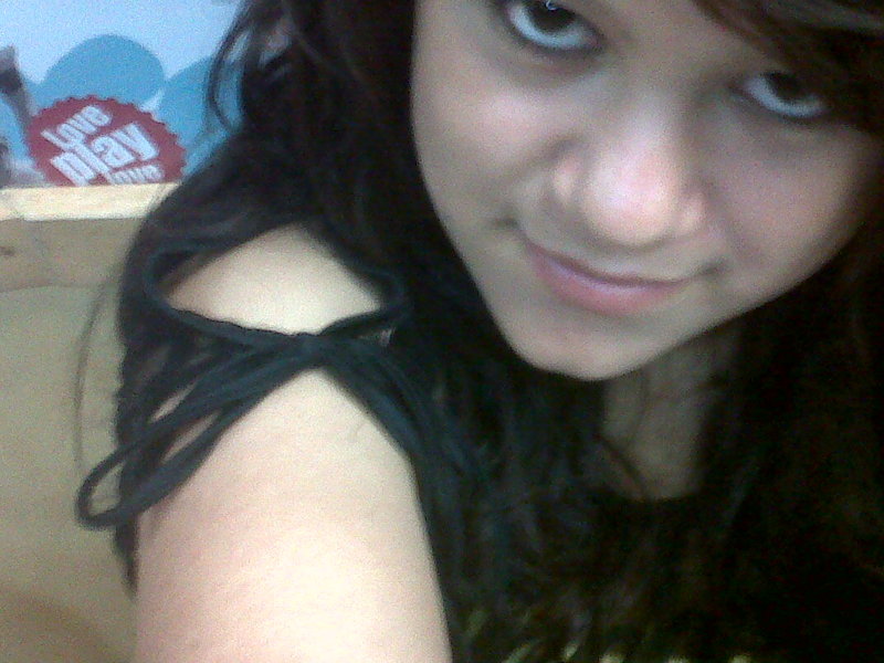 Date this tall Honduras girl Nasareth from Tegucigalpa HN516