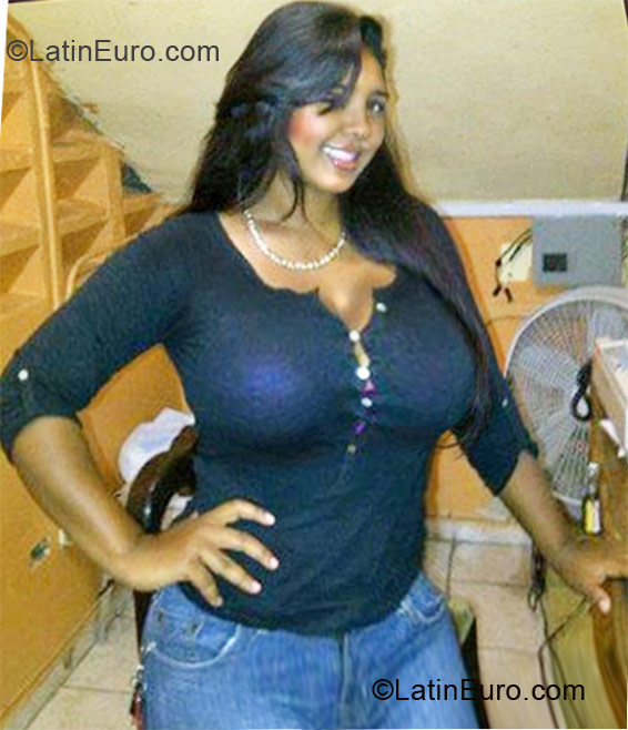 Date this young Dominican Republic girl Odalis from Santo Domingo DO10150