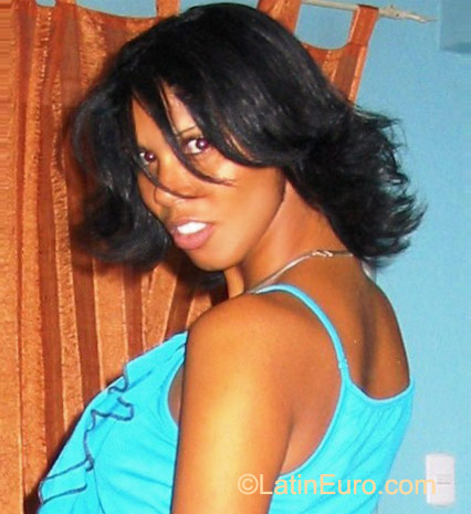 Date this passionate Dominican Republic girl OlgaLidia from Hato Mayor DO10235