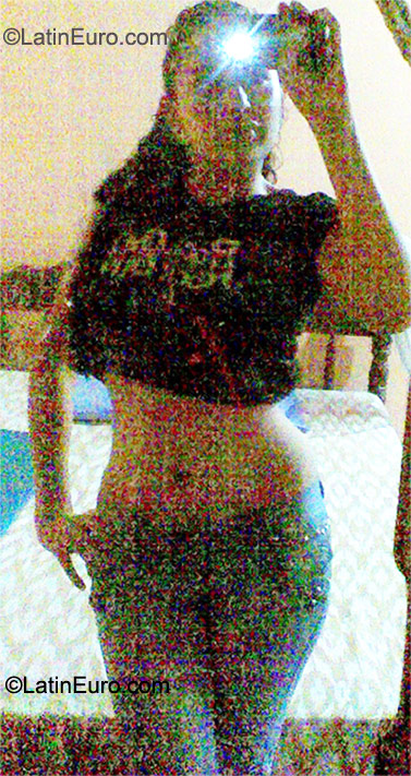 Date this sultry Honduras girl Evelyn from Tocoa HN565