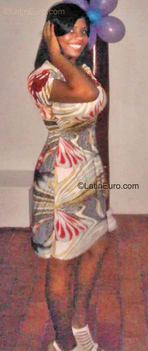 Date this happy Dominican Republic girl Saidy001 from La Romana DO10321