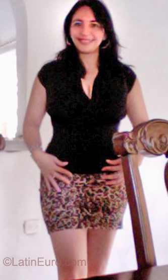 Date this hot Honduras girl Dariela from Tegucigalpa HN579