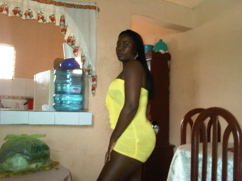 Date this fun Dominican Republic girl THANIA from Villa Hermosa DO10401