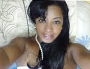 Date this voluptuous Brazil girl Denia from Rio De Janeiro BR6349