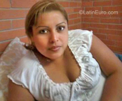 Date this athletic Mexico girl Sonia from Puebla MX645