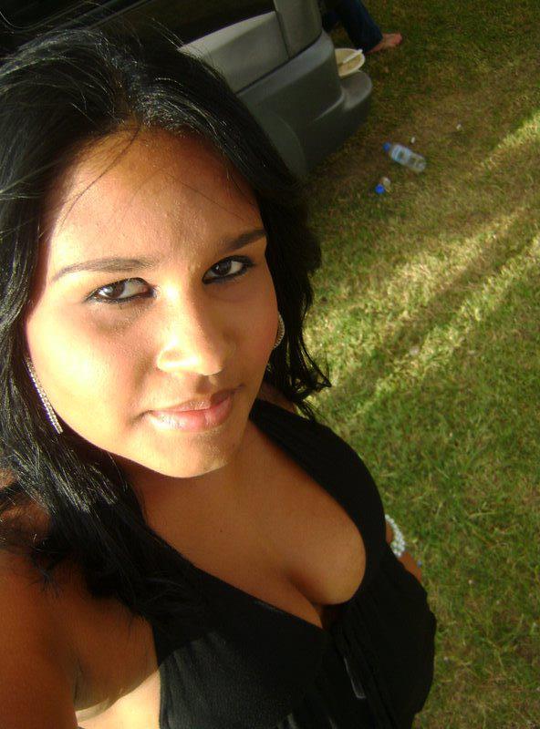 Date this hot Brazil girl Rafaella from Cuiaba BR6518