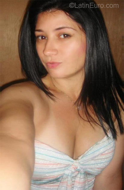 Date this athletic Brazil girl Tatiana from Sao Paulo BR6594