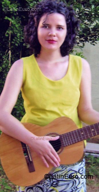 Date this tall Brazil girl Ana from BAURU BR6613