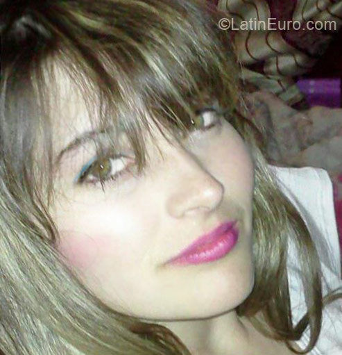 Date this hard body Colombia girl Diana from Manizales CO9722