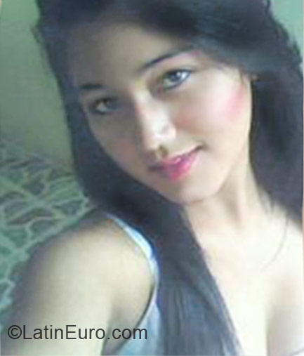 Date this delightful Colombia girl Katerine from Medellin CO9931