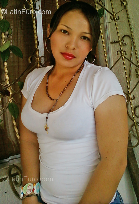 Date this funny Colombia girl Ana Milena from Armenia CO10101