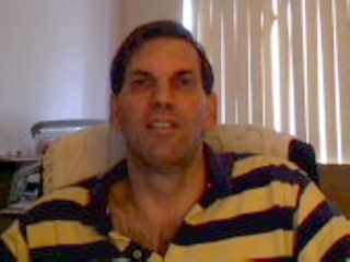 Date this good-looking United States man Brad from Orlando US12826