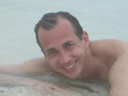 Date this athletic United States man NewYorkFrenchy from New York US12890