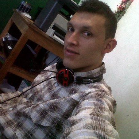 Date this good-looking Colombia man Kristian from Pereira CO10219