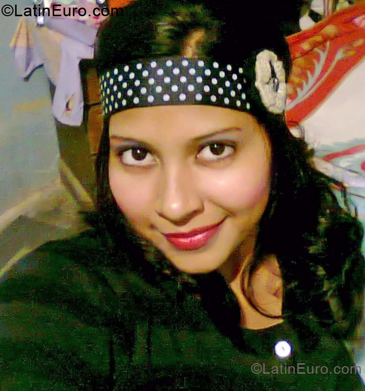 Date this delightful Honduras girl Sindy from Puerto Cortes HN676