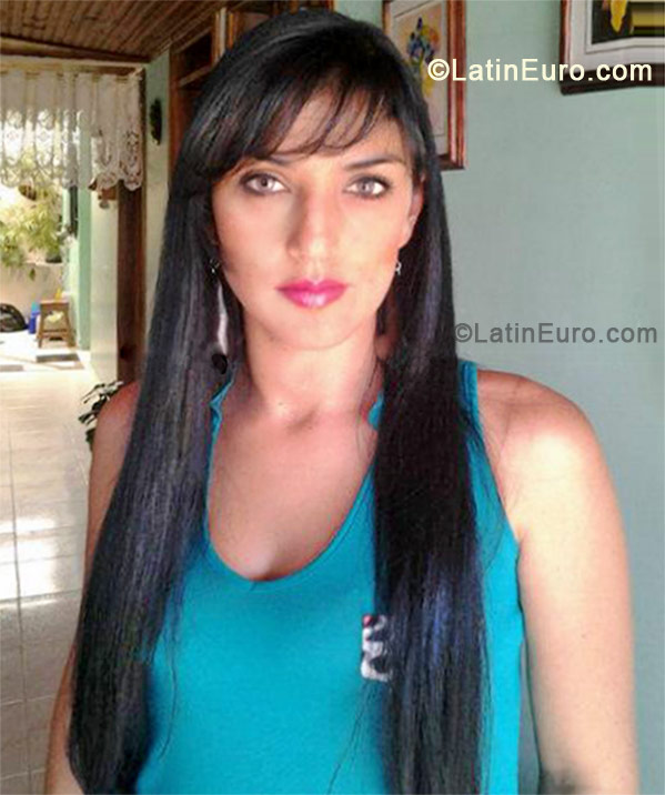 Date this hard body Colombia girl Sandra from Pereira CO10648