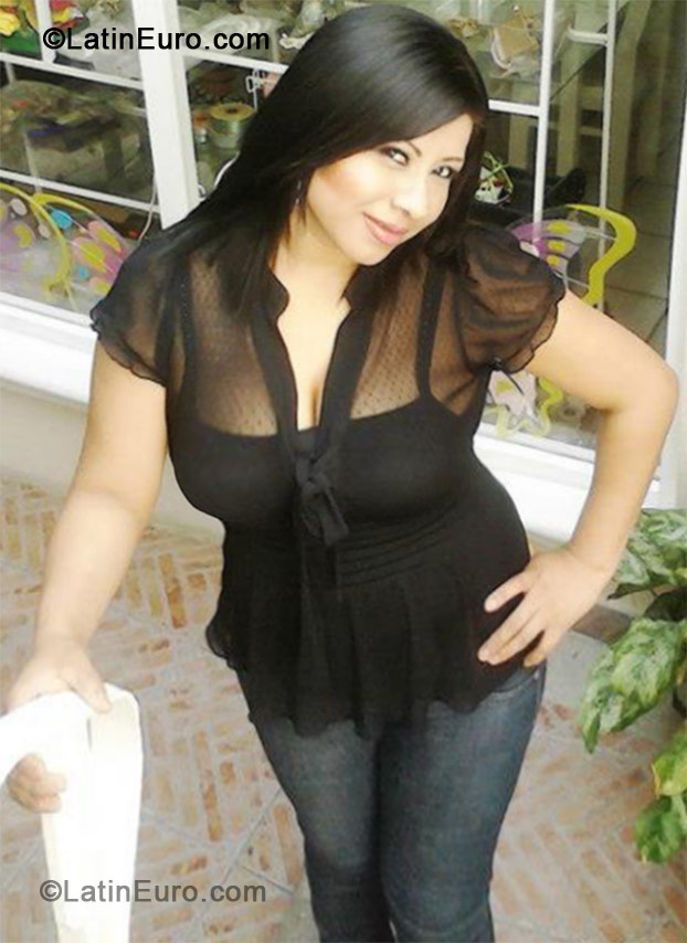 Date this pretty Mexico girl Ana from Veracruz MX726