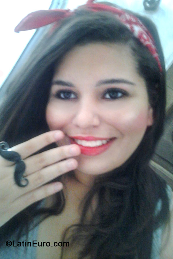 Date this cute Brazil girl Najla from Praia Grande BR6746