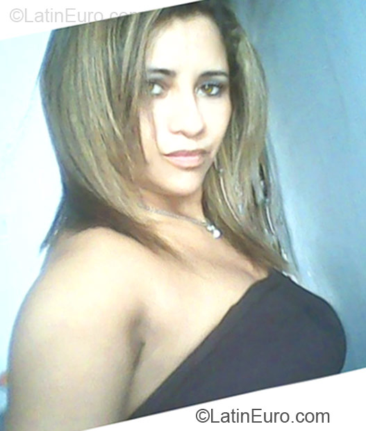 Date this athletic Brazil girl Paula from Fortaleza BR6753